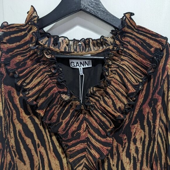NWT Ganni | Pleated Georgette Blouse In Tiger's Eye - Picture 10 of 16